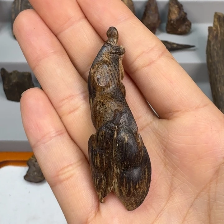 伟业香堂加里曼丹沉水福豆5.2克