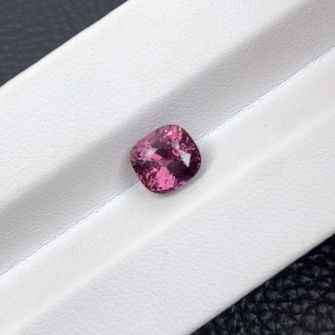 尖晶石裸石2.55克拉