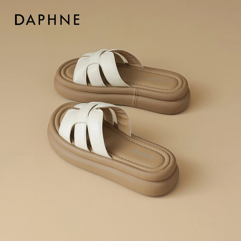 达芙妮厚底拖鞋女鞋外穿2025新款夏季软底不累脚配裙子沙滩凉拖鞋