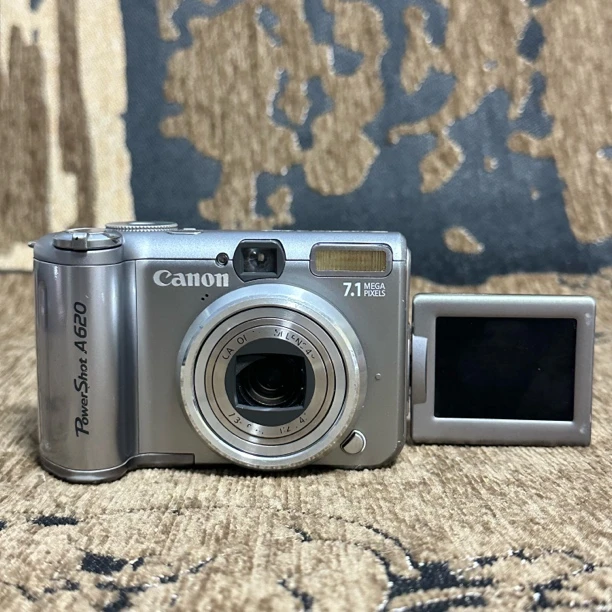 9新 Canon/佳能 A620 欧阳娜娜同款710万像素4倍光学变焦翻转屏