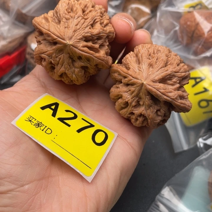 文玩核桃吊坠核桃