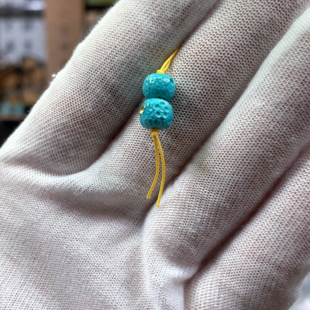 绿松石未镶嵌挂件