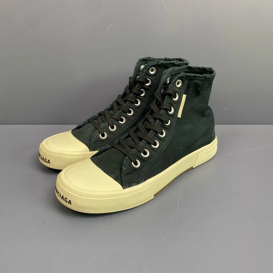 95新 Balenciaga/巴黎世家 40码 巴黎世家做旧帆布鞋休闲鞋 准新