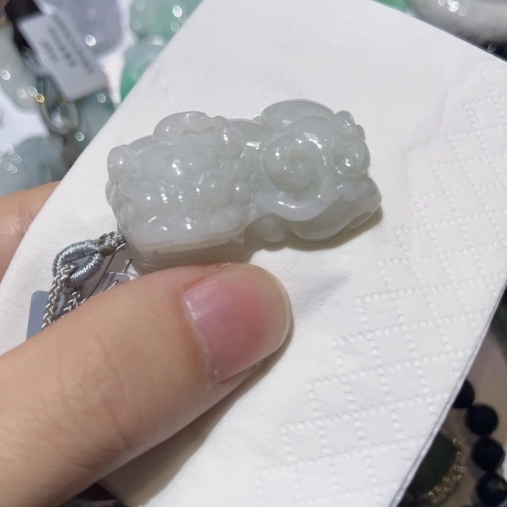 翡翠颈饰未镶嵌天然翡翠A货