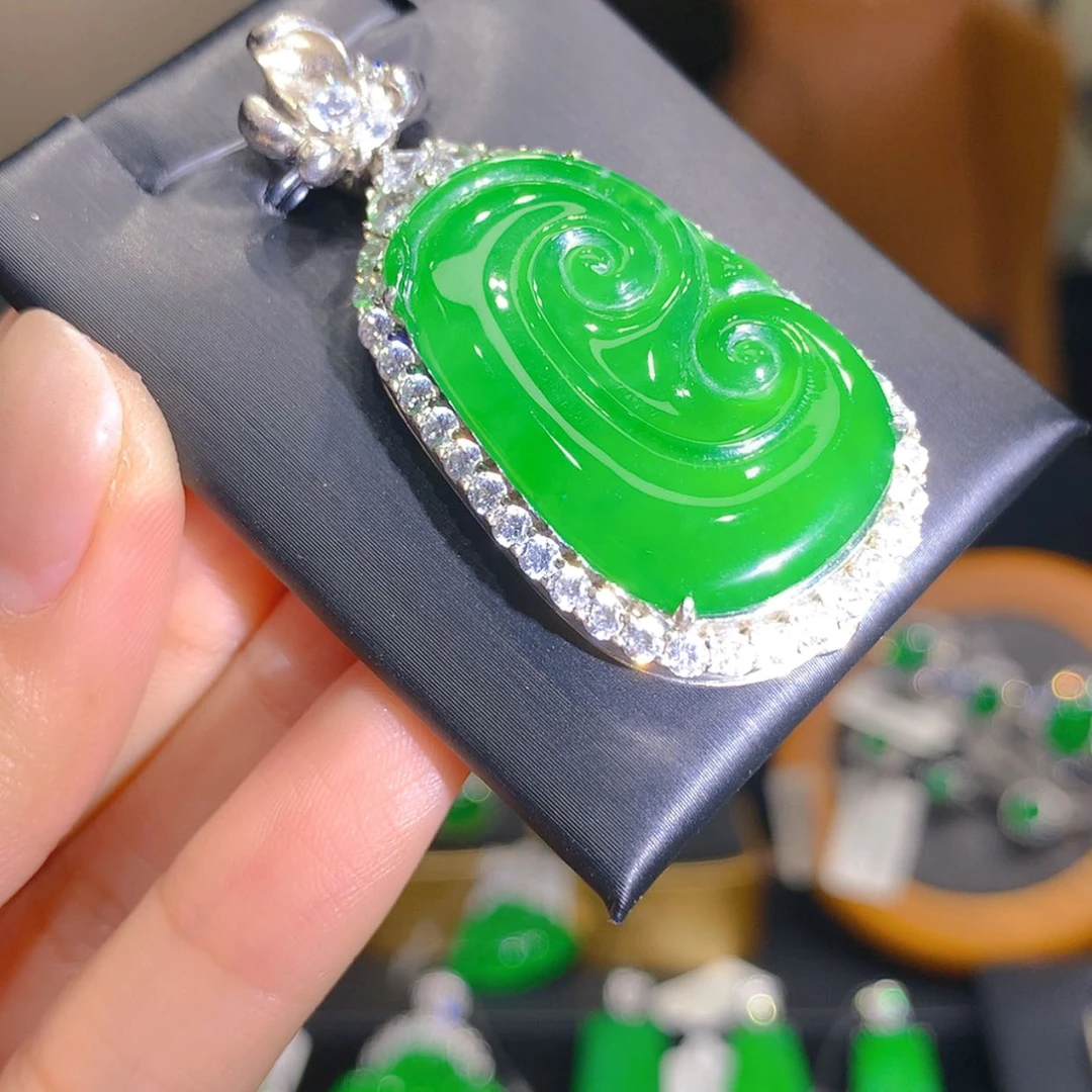 【闪购商品】颈饰银S925镶嵌翡翠5柒姐