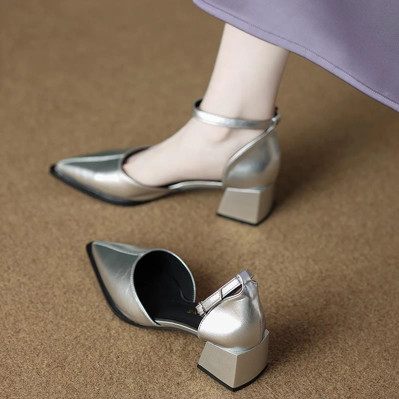 巨好看绝美中空法式尖头高跟凉单鞋女2025夏天银色配裙子包头凉鞋