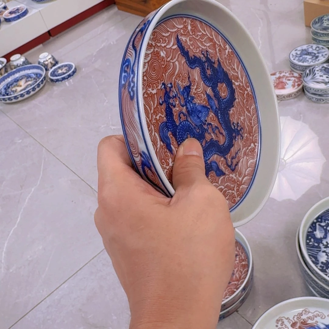 瓷片釉里红海水大壶乘景德镇