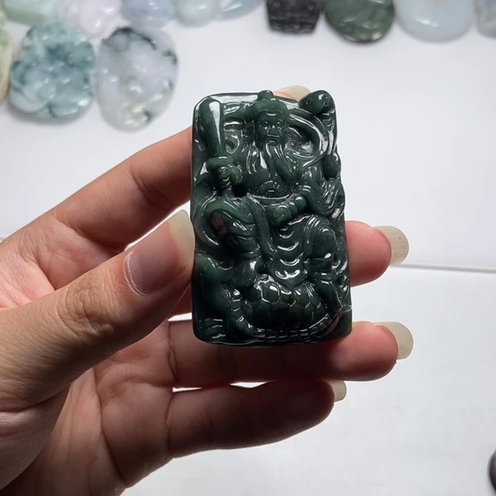 翡翠未镶嵌颈饰玄天大帝16