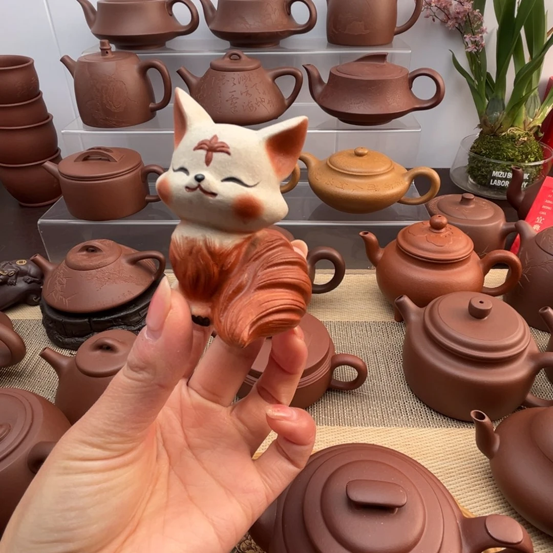 茶壶紫砂紫砂茶宠摆件