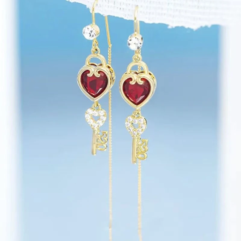 铜合金仿水晶耳饰 （204号）爱心耳线气质优雅新年款时尚百搭耳饰