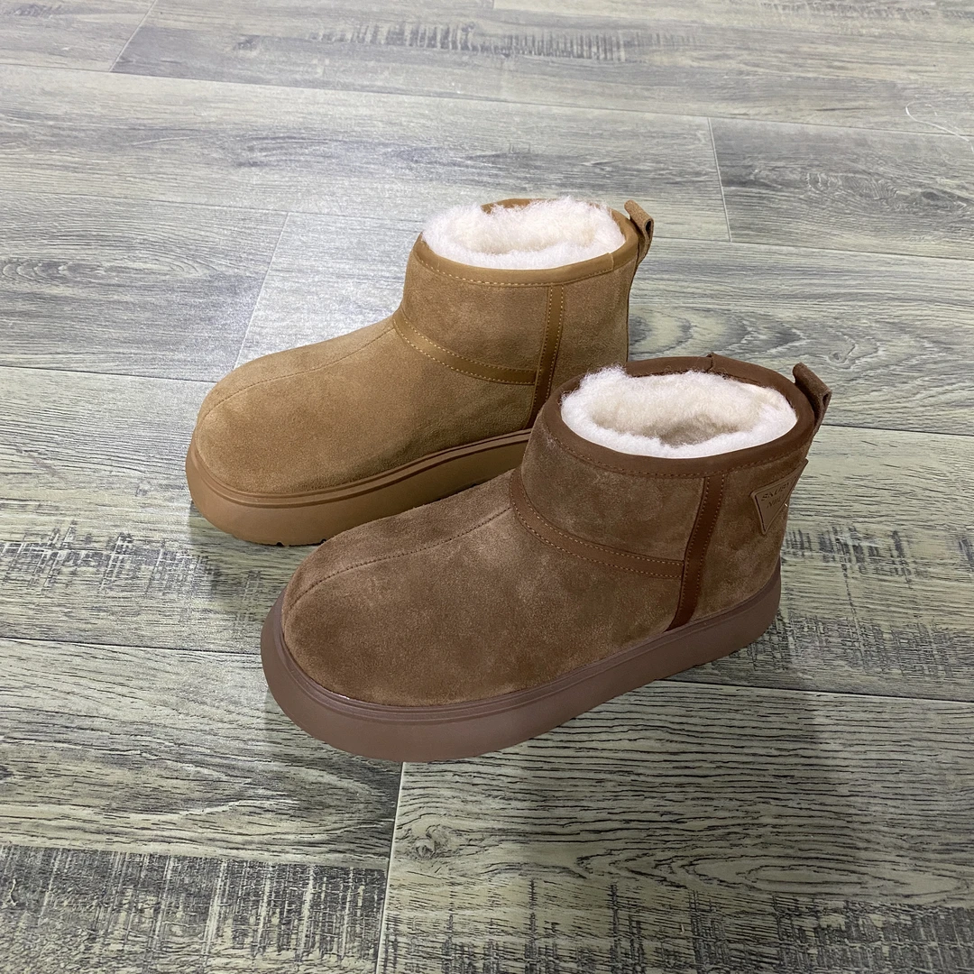 冬季厚底真皮雪地靴女士时尚休闲百搭加绒秋冬短筒短靴 50349