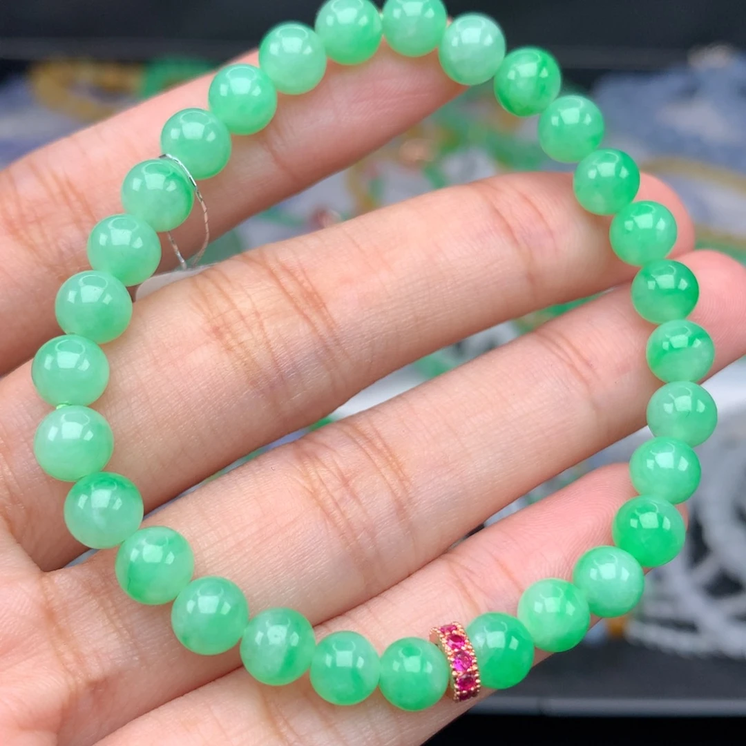 翡翠手链未镶嵌卡