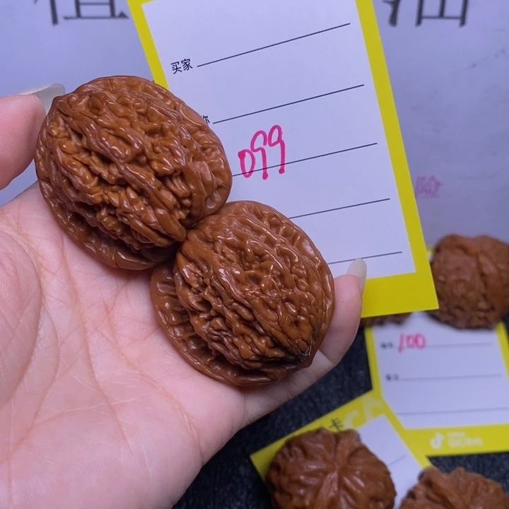 吊坠文玩核桃099/37虎头练手对