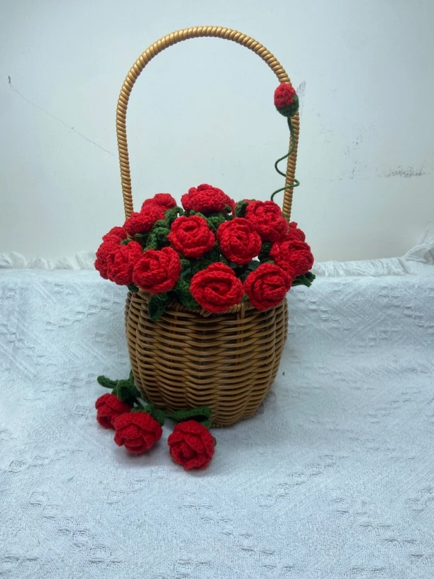 29朵大红色玫瑰花篮