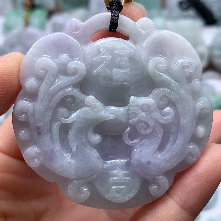 翡翠未镶嵌颈饰龙凤呈祥两面工艺福利