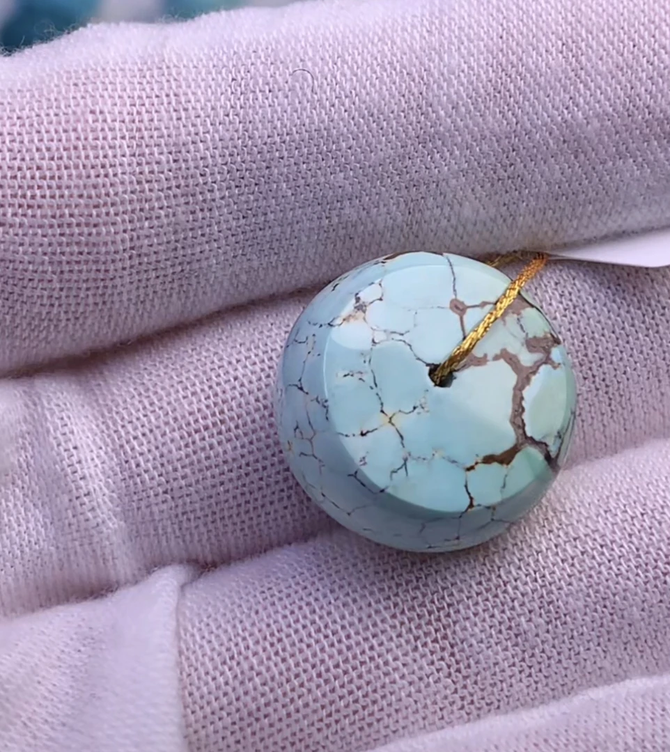 原矿绿松石直切鼓珠卡18.4 克重5.68