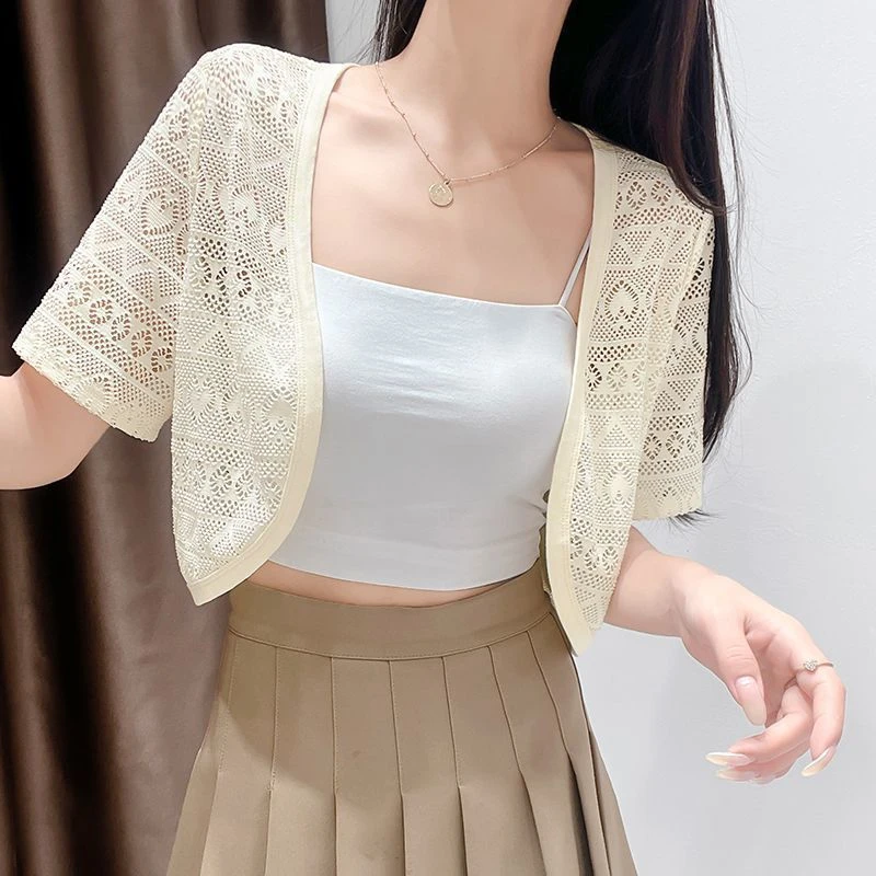 配小吊带防晒披肩短款新款女夏短款蕾丝外搭开衫冰丝坎肩短袖罩衫