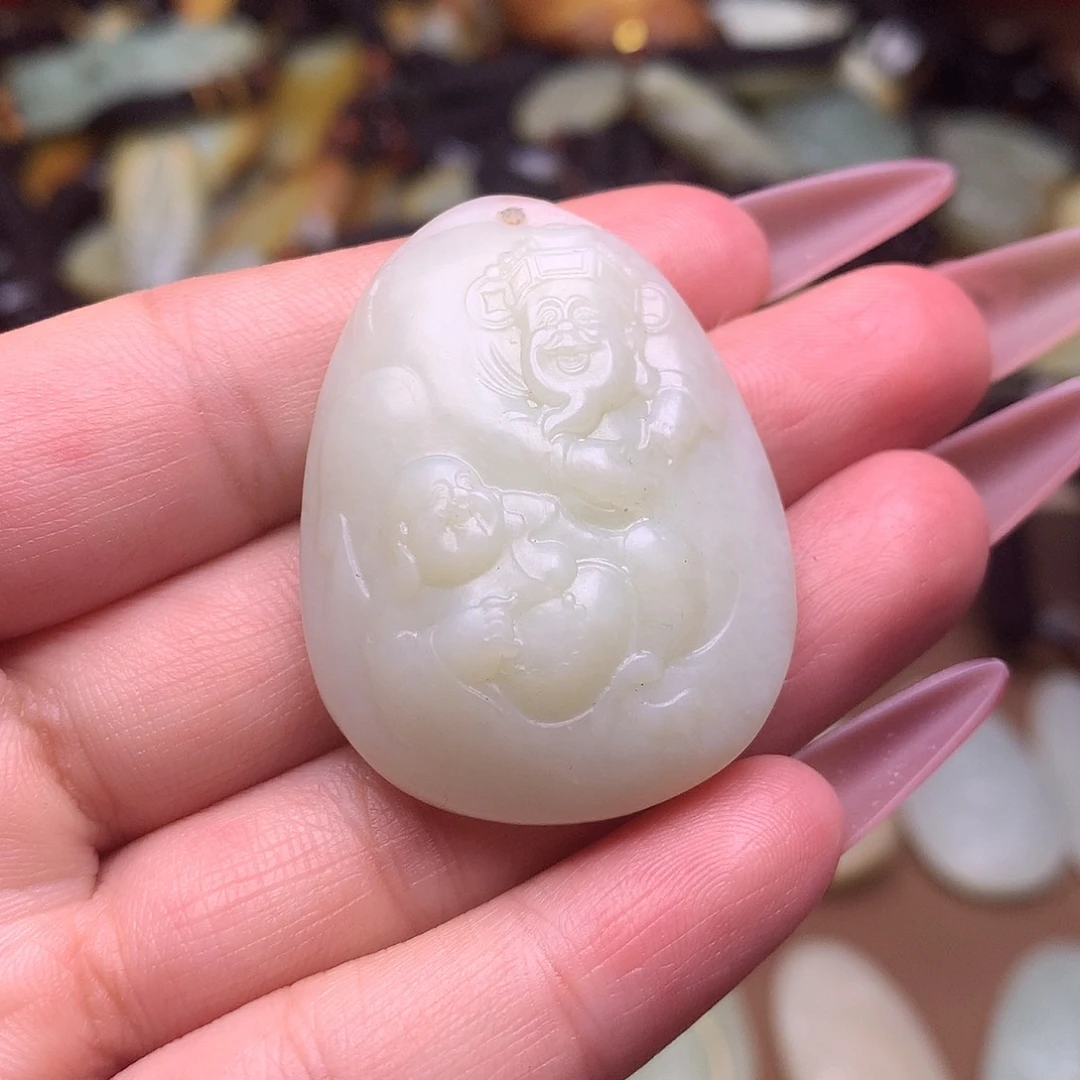 和田玉颈饰未镶嵌