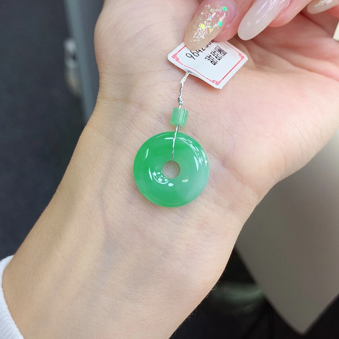 未镶嵌戒指翡翠甜甜圈