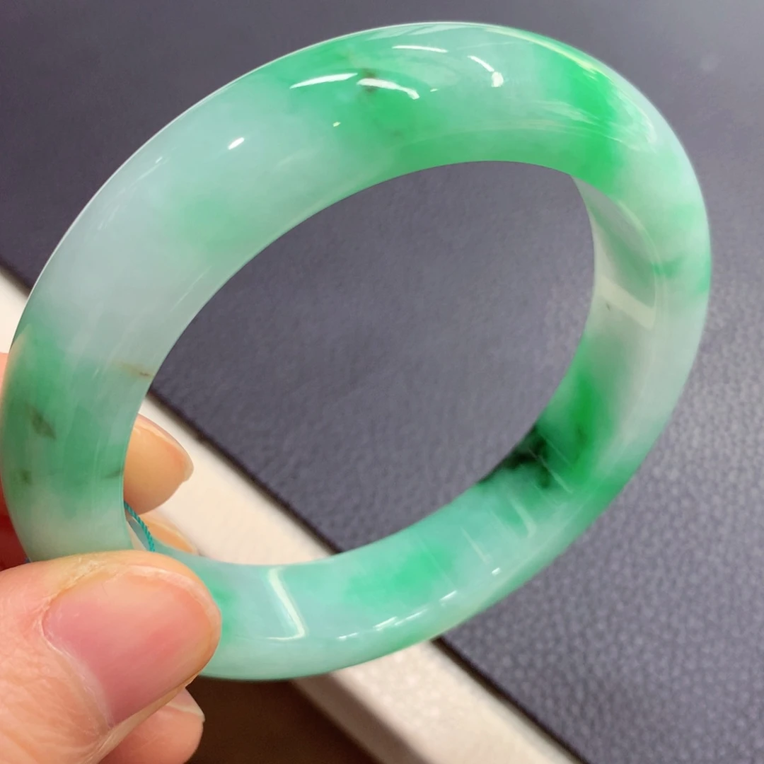 未镶嵌手镯翡翠翡翠