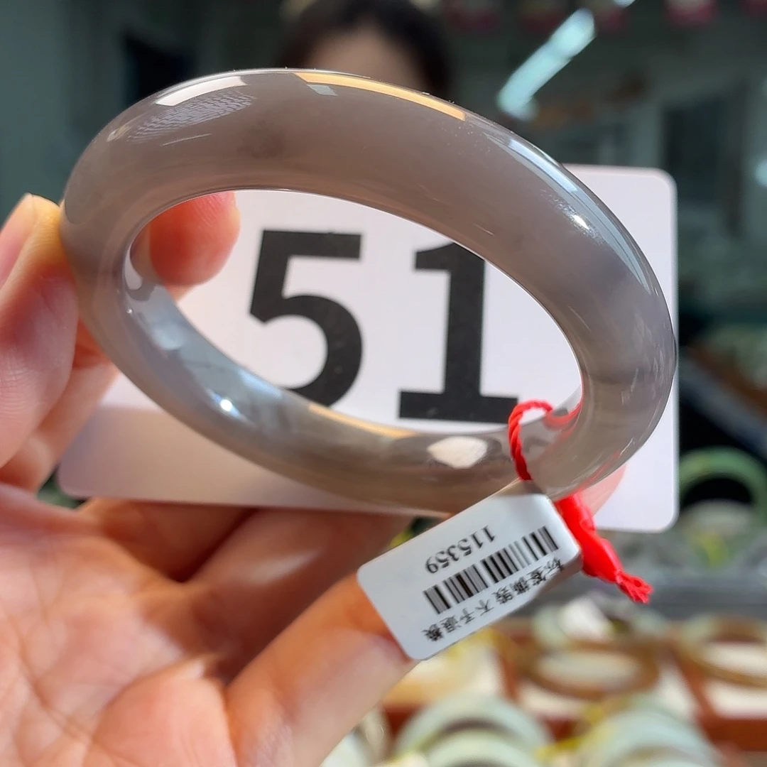 和田玉手镯未镶嵌纹