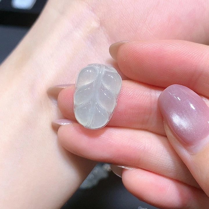 翡翠未镶嵌颈饰缅甸翡翠