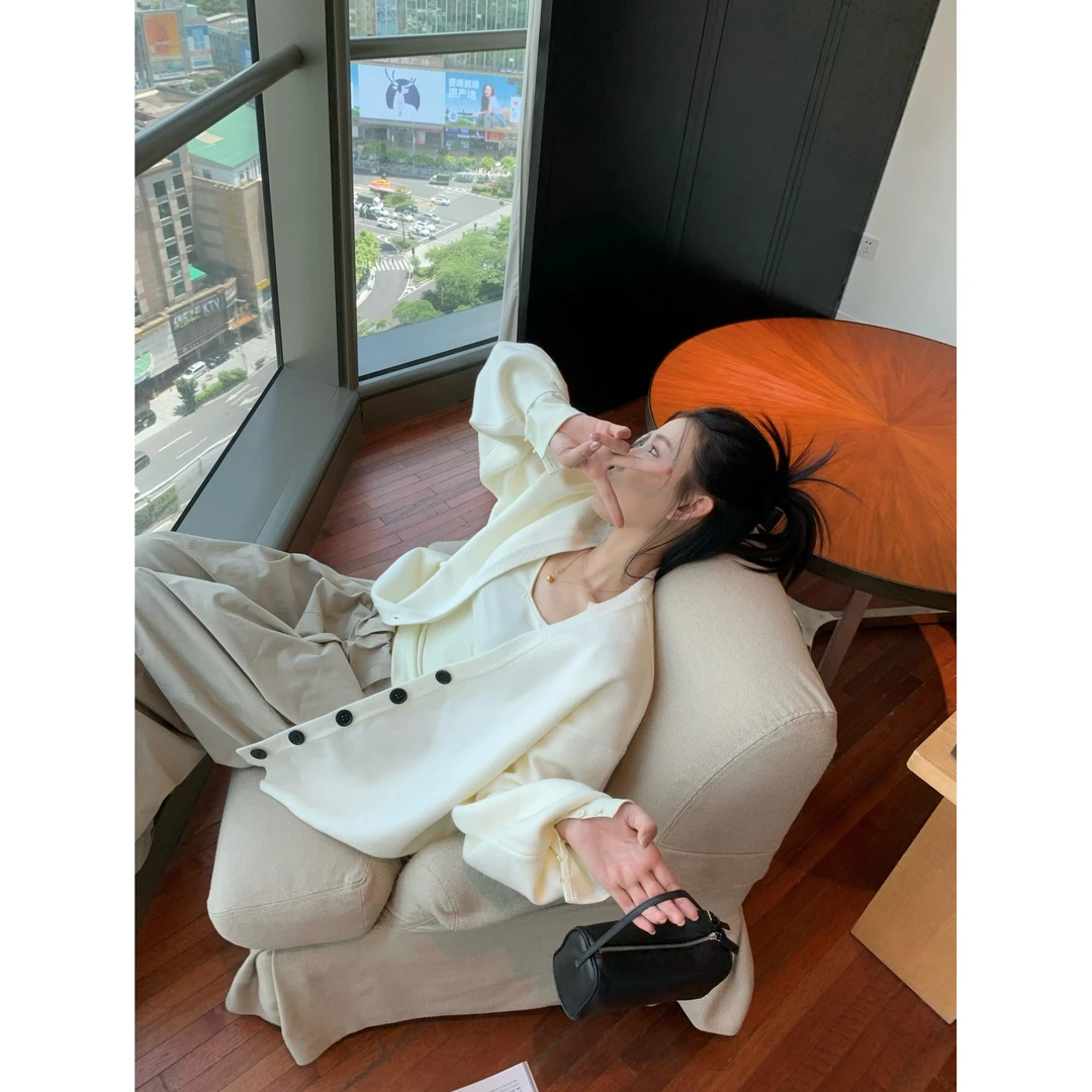 70不是七十【朦胧月光】秋冬保暖毛织慵懒感宽松长袖毛衣开衫外套