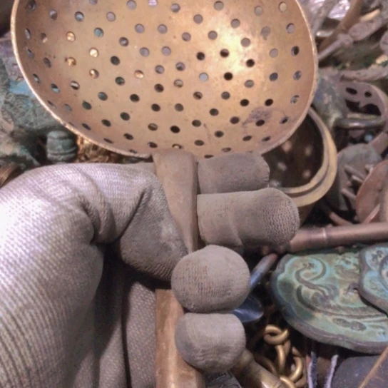 陈***哥闪电购铜摆件工艺品