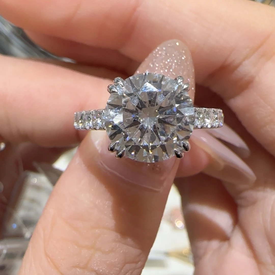 实验室培育钻石18K金镶嵌璀璨挚爱3卡13圈孤品漏价