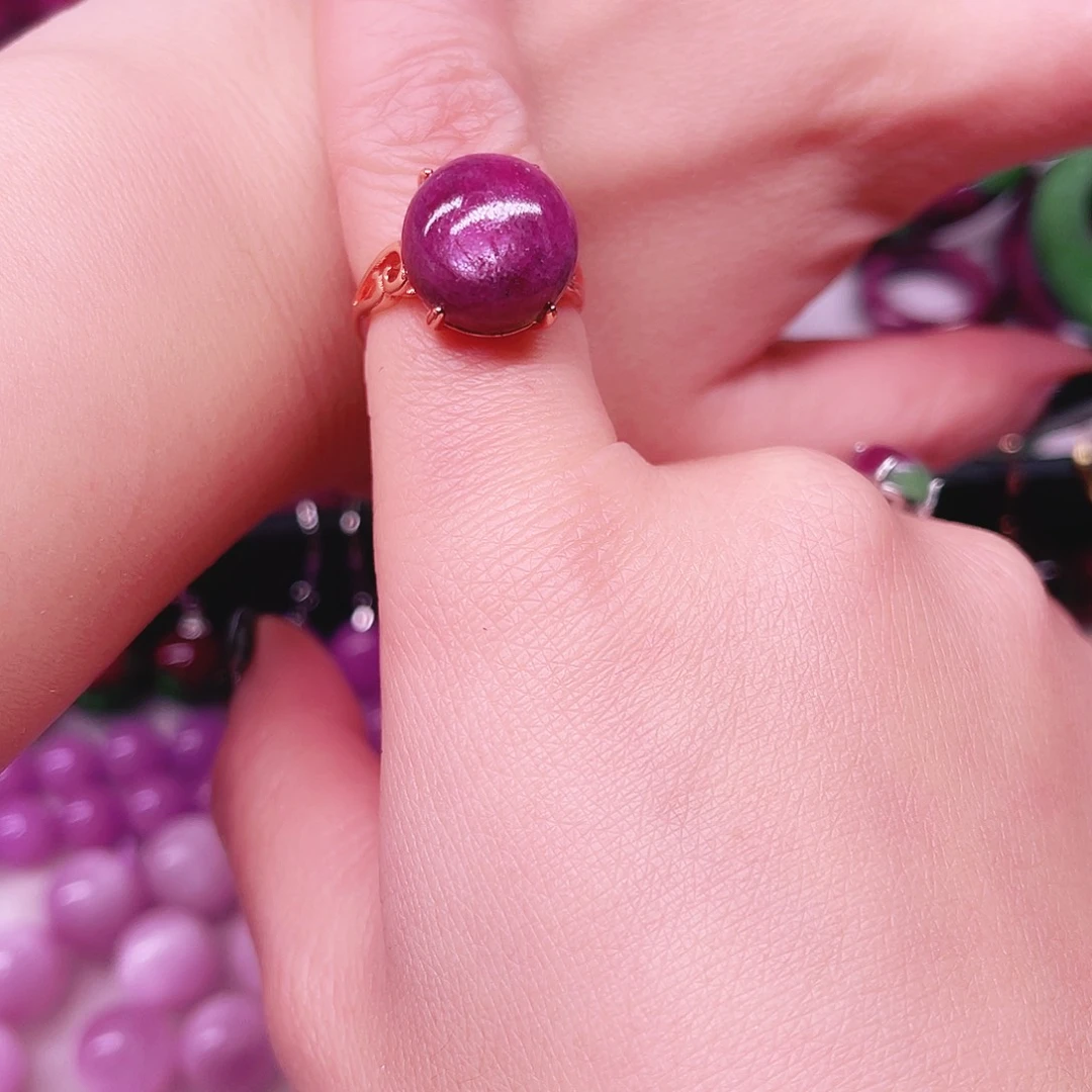 红宝石戒指未镶嵌