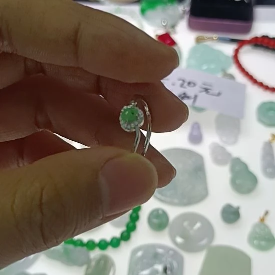 翡翠未镶嵌颈饰翡翠翡翠