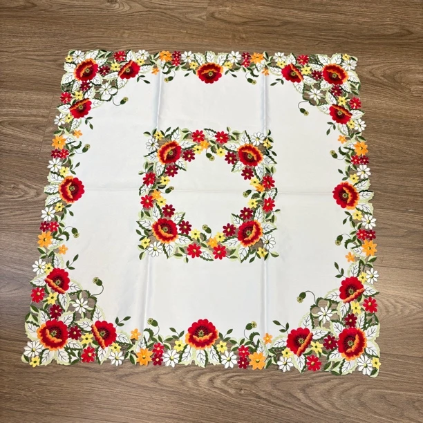 H1577 微瑕刺绣布艺，85*85cm