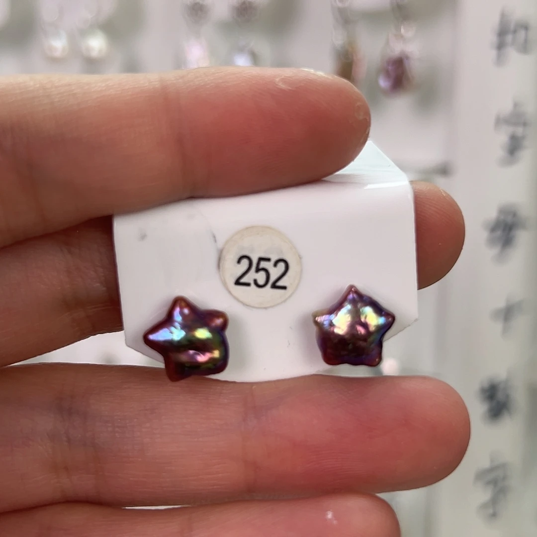 *****非金属巴洛克花瓣耳饰