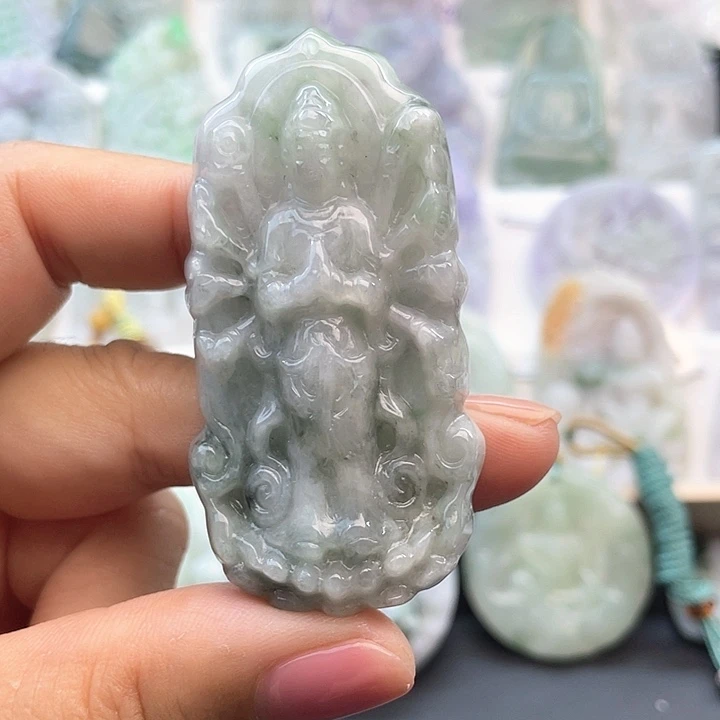翡翠手镯未镶嵌天然翡翠