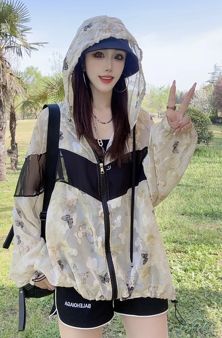 【小雪严选】夏款欧版拉链设计连帽防晒衣休闲时尚百搭1035