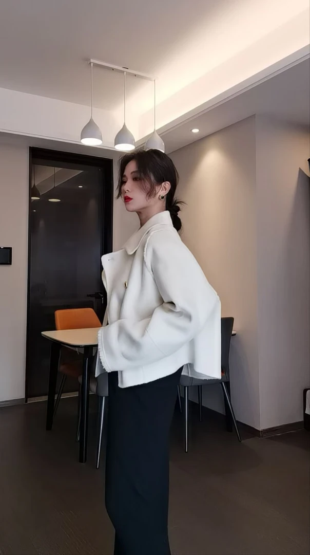 【大妍女装】拉毛流苏羊毛大衣短款617