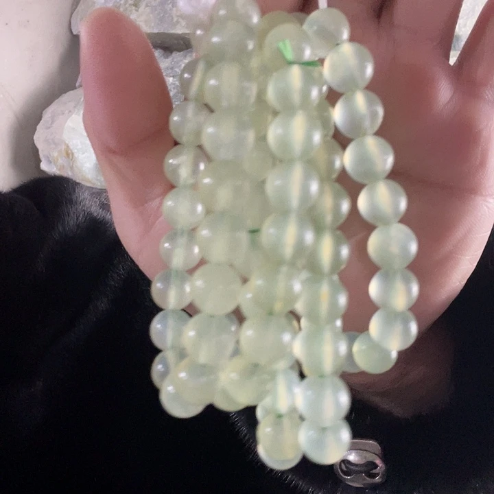 蛇纹石玉未镶嵌珠宝奇石