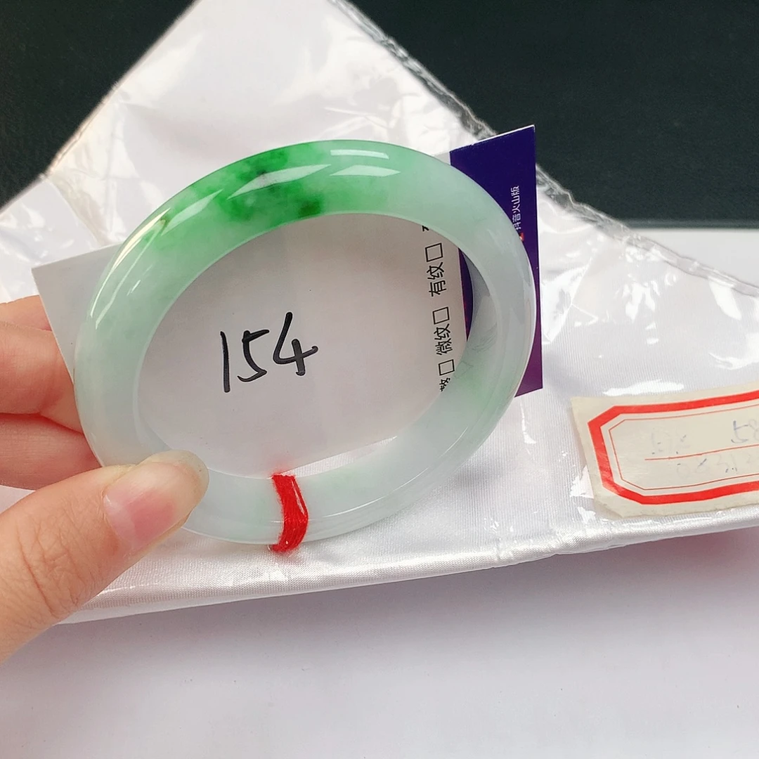 翡翠未镶嵌手镯154