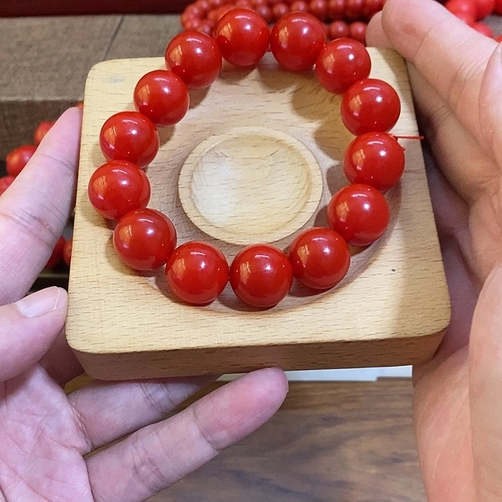 玛瑙/玉髓手链未镶嵌驰**下云南高端锦红玛瑙16亮光