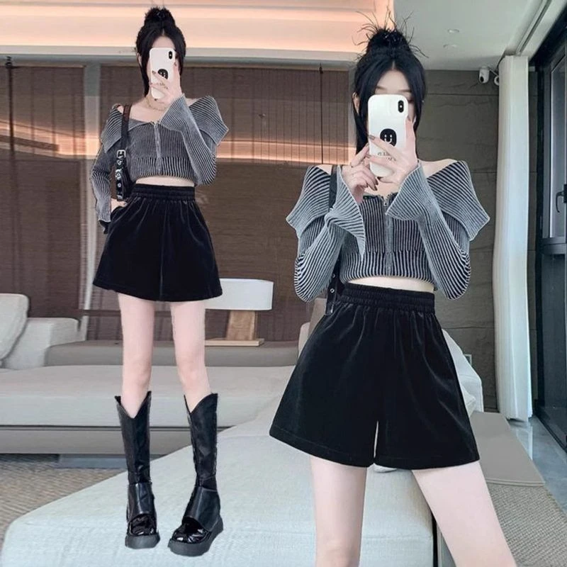 松紧腰丝绒黑色短裤女外穿加厚裤子2024早秋新款宽松阔腿a字靴裤