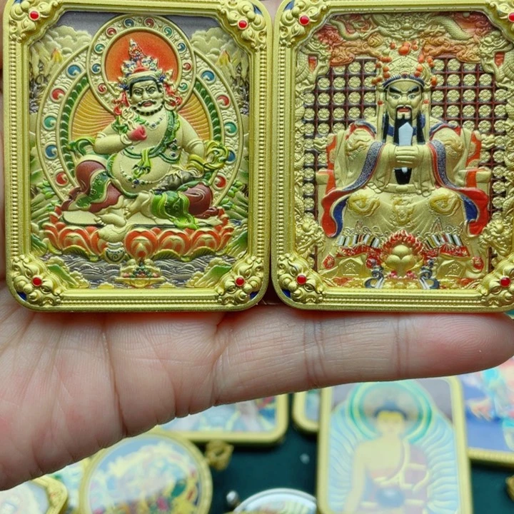 吊坠自**佐唐卡讨论了一个月之后我