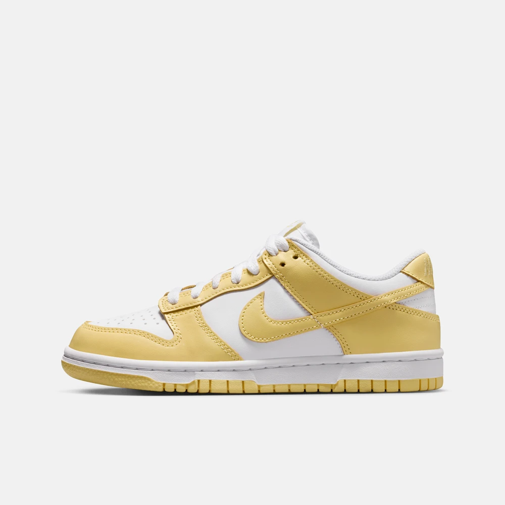 NIKE耐克双旦大童NIKE DUNK LOW (GS)休闲鞋FB9109-126