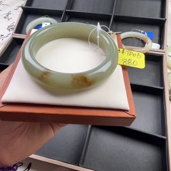 未镶嵌手镯和田玉玲珑美镯57