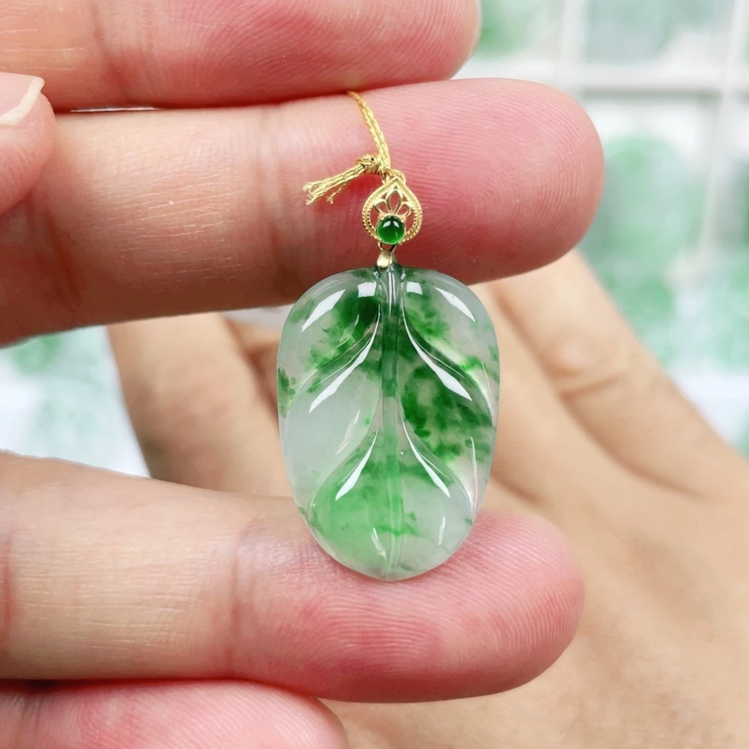 翡翠18K金镶嵌吊坠(不含链)