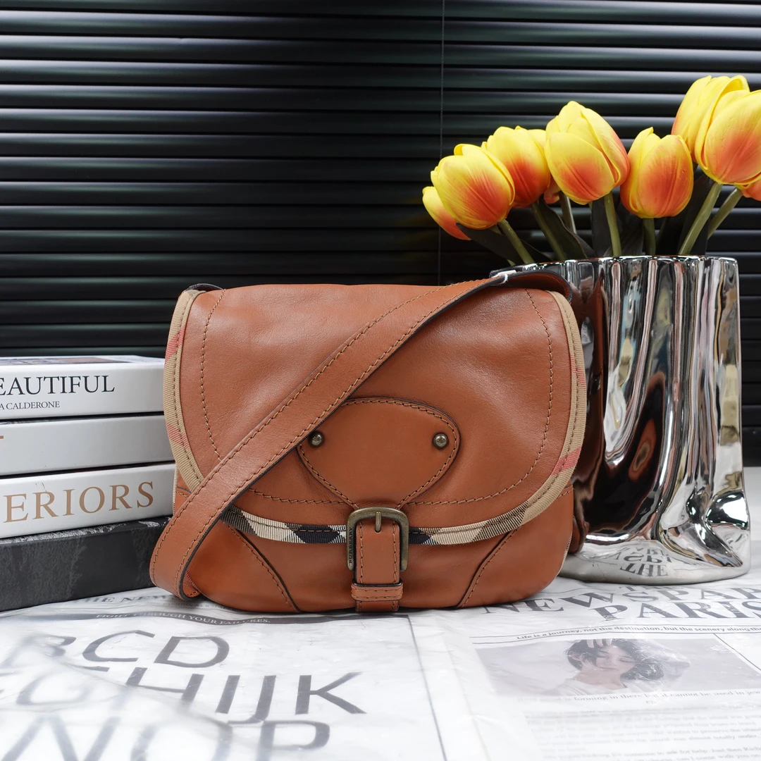 95新 BURBERRY/博柏利 单肩包/T10282894