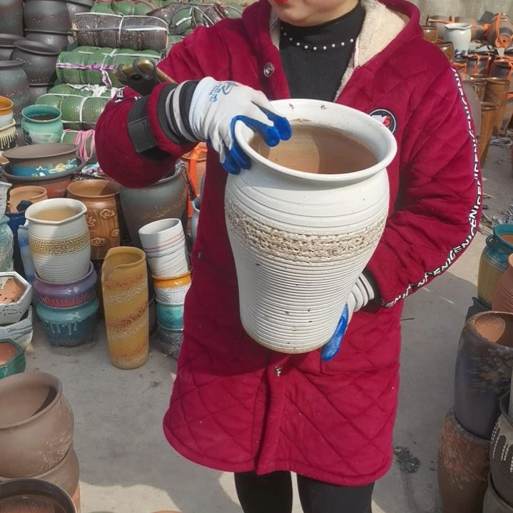 红陶口20高33瑕疵