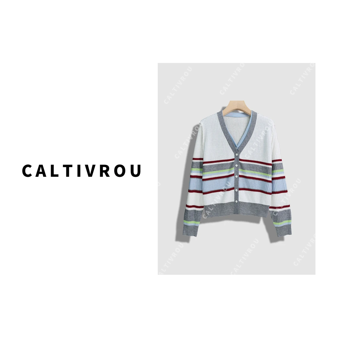 Caltivrou时尚V领假两件条纹显瘦减龄长袖针织衫-Y15252