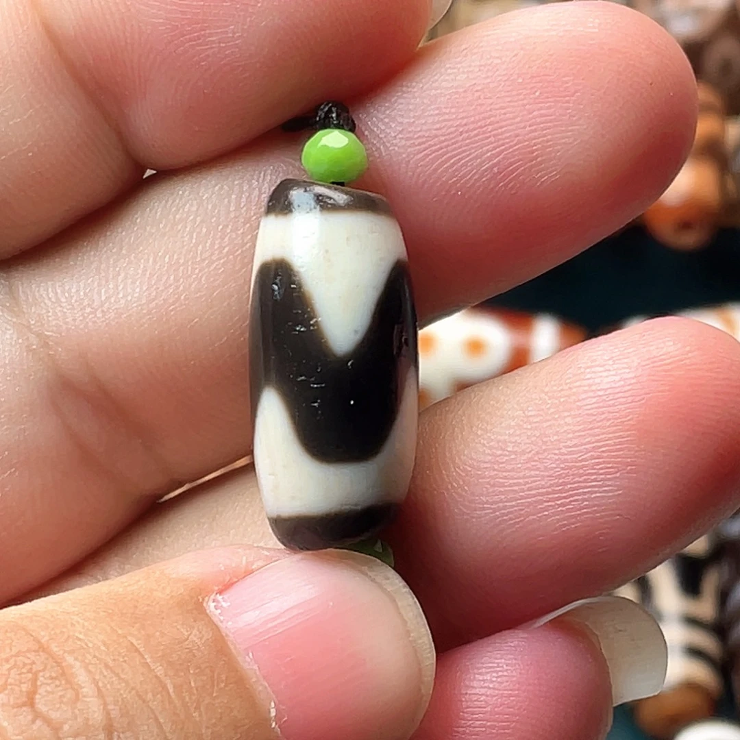 玛瑙/玉髓未镶嵌颈饰小卢牙牙