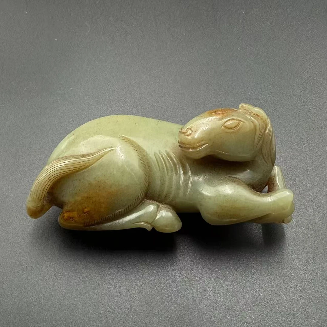 LOT.38/20世纪和田玉马到成功摆件/Q540225