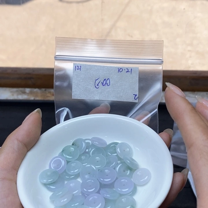 踏***行定制翡翠未镶嵌不退